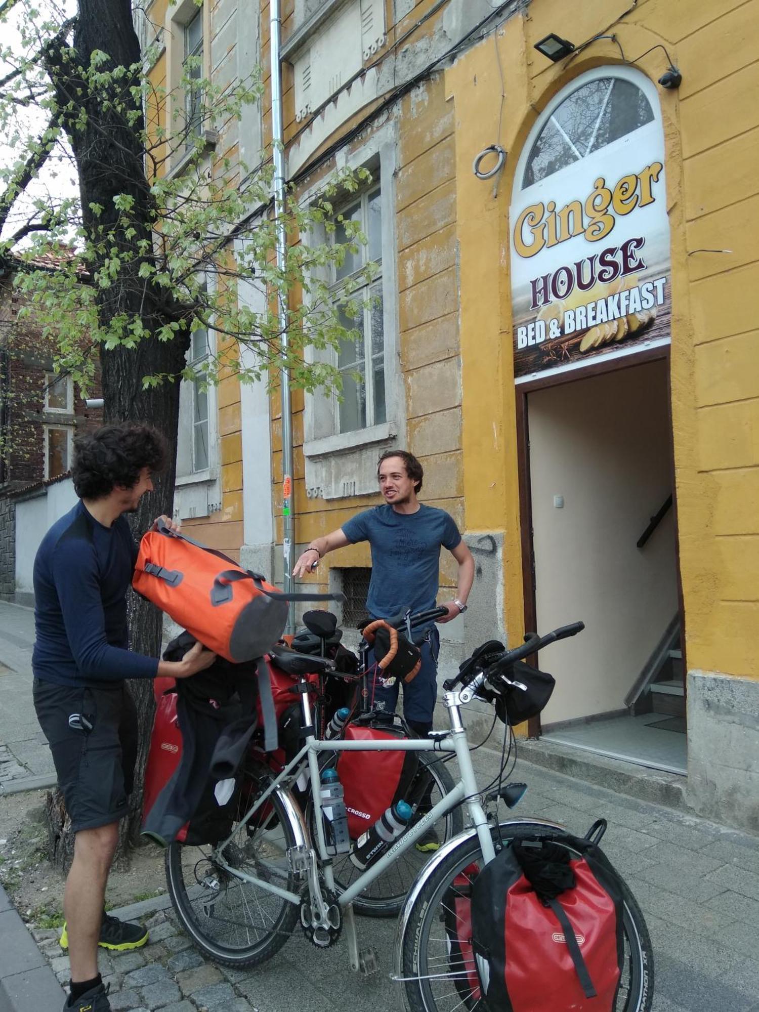 Hostel Ginger House Plovdiv Bagian luar foto